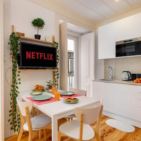 Whome Intendente Modern 1-Bed W/ Lift & Ac In Top Notch Location Lisboa Exteriör bild