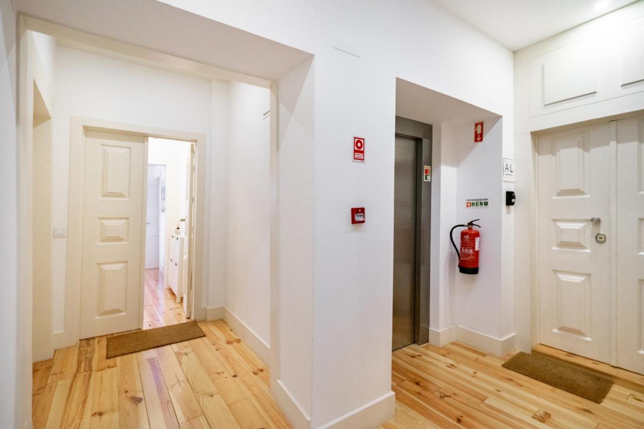 Whome Intendente Modern 1-Bed W/ Lift & Ac In Top Notch Location Lisboa Exteriör bild
